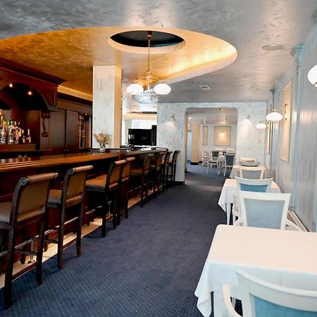 Family Hotel Lazur Кюстендил Экстерьер фото