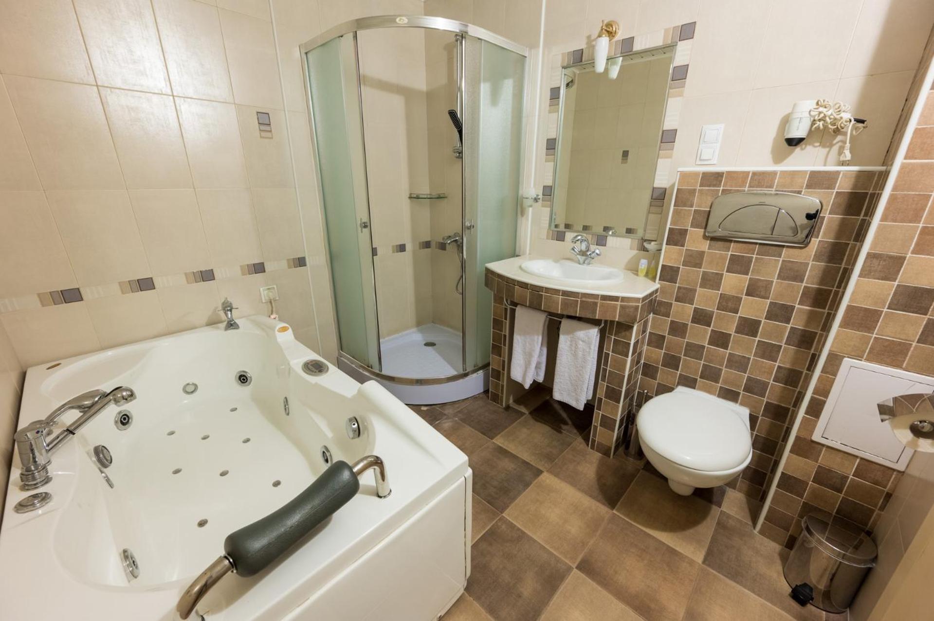 Family Hotel Lazur Кюстендил Экстерьер фото