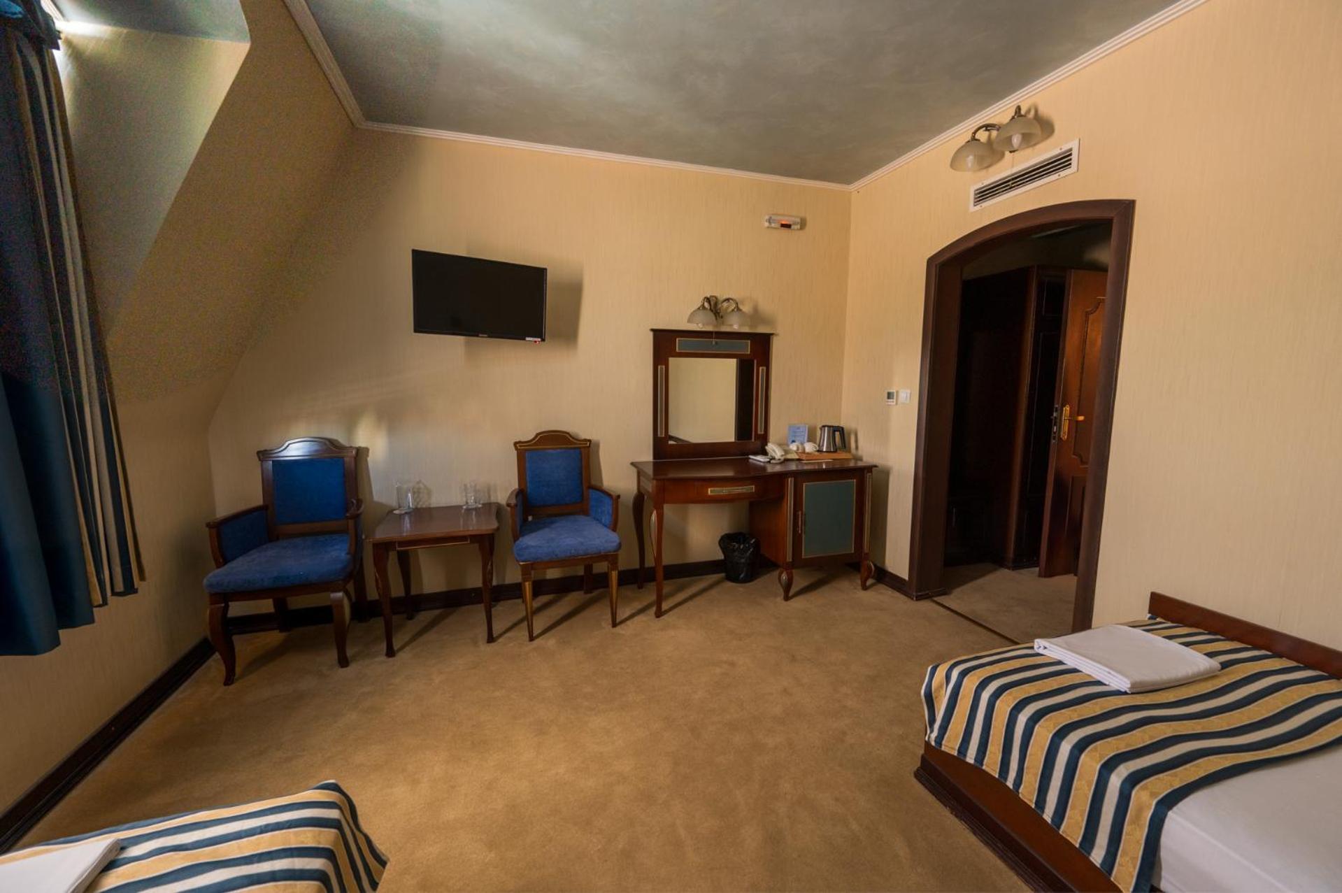 Family Hotel Lazur Кюстендил Экстерьер фото